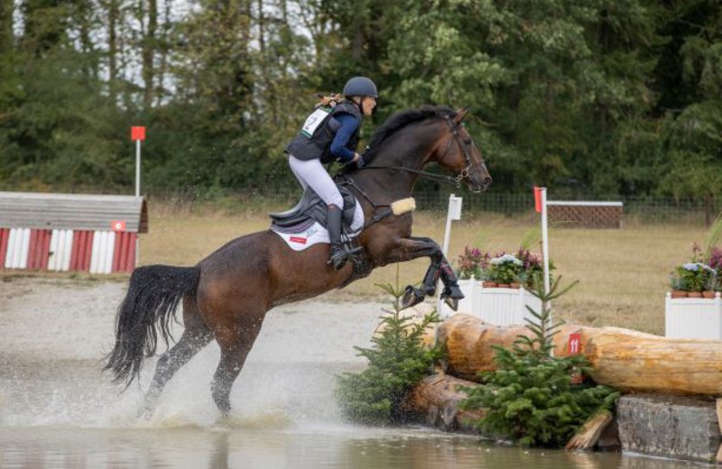 Lara de Liedekerke op ALPAGA D'ARVILLE bij de CCI4*-S van Arville afgelopen weekend (hippofoto)