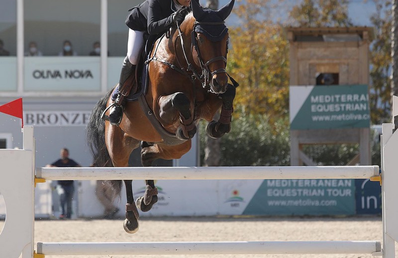 FRINGANT DU CALVAIRE EN FABIENNE DAIGNEUX dit weekend in de Equestrian Tour van Oliva Nova (DR)