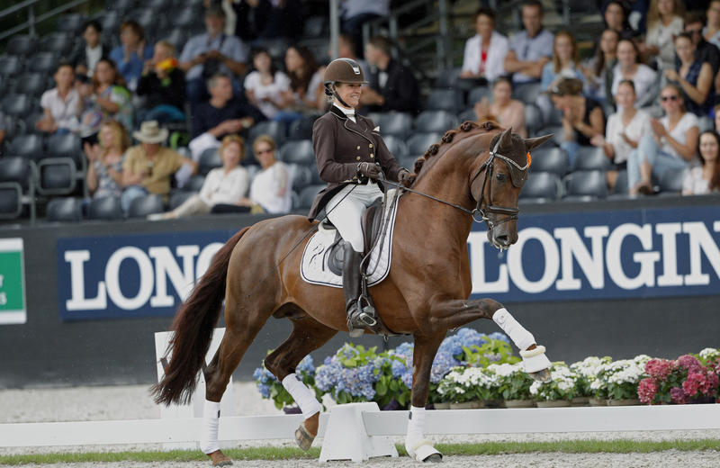 FIRST-STEP VALENTIN (Vitalis/Fidermark), SBS gekeurd, gereden door Larissa Pauluis (foto priv. col.)