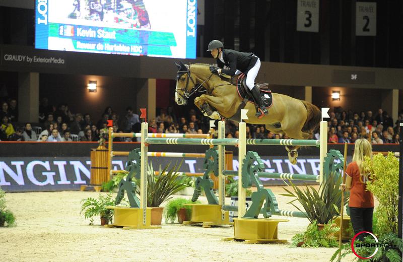 REVEUR DE HURTEBISE HDC (Kashmir van Schuttershof/Capricieux des Six Censes – fokker: S. Siraux te B-7060 Soignies) en Kevin Staut (FRA) (foto (c) Sprtfot)