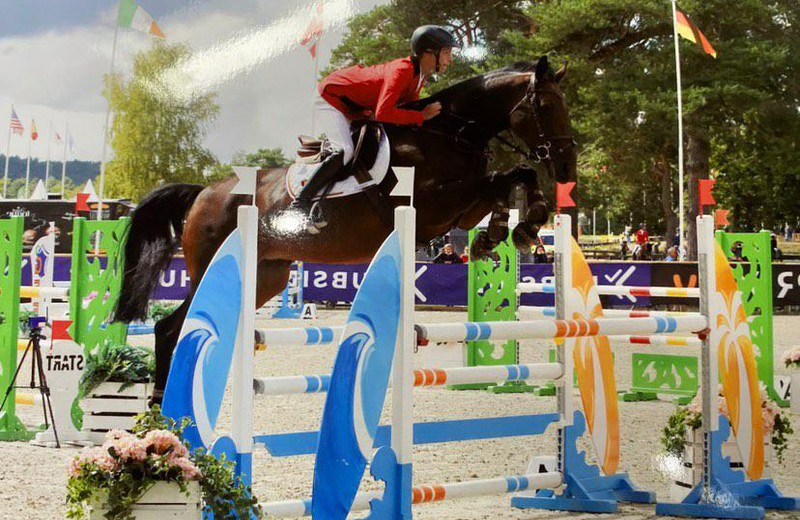 Nathan Vicini zegevierde in de Nations Cup CSIOCh in Fontainebleau met ALEXIA DES HAUTS DROITS (Ecuries Vicini)