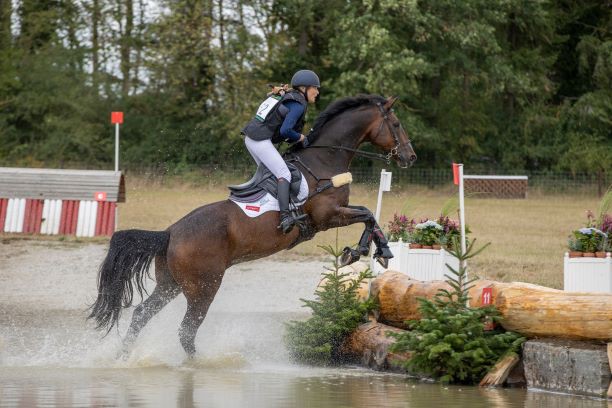 Lara de Liedekerke op ALPAGA D'ARVILLE bij de CCI4*-S van Arville afgelopen weekend (hippofoto)