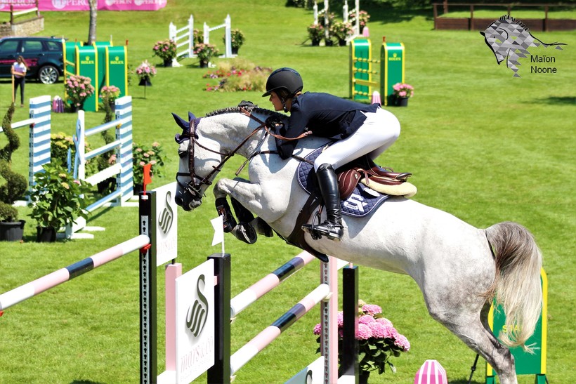 DOLITAIRE CHAVANNAISE (Cicero Z x Voltaire) en Zoë Conter in 2019 (foto Maïon Noone)