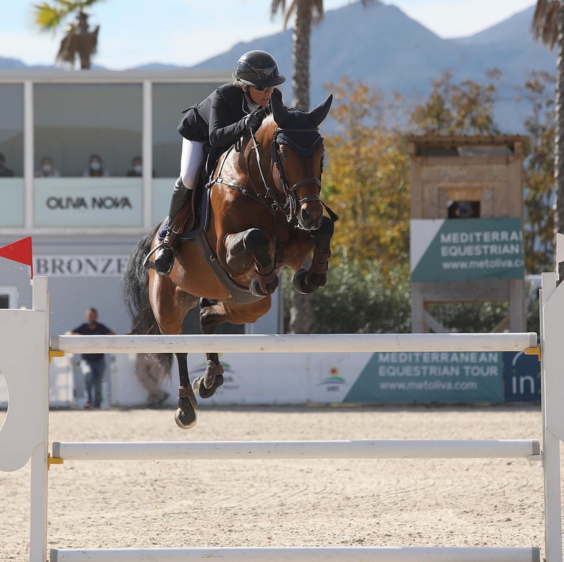 FRINGANT DU CALVAIRE EN FABIENNE DAIGNEUX dit weekend in de Equestrian Tour van Oliva Nova (DR)
