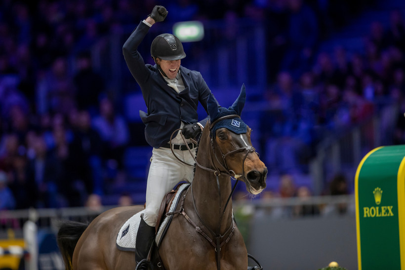 McLainWard (US) en HH AZUR GARDEN’S HORSES E.O. (Thunder van de Zuuthoeve x Sir Lui) zegevieren in de GP Rolex 2022 op CSI5* Genève (foto: Dirk Caremans)
