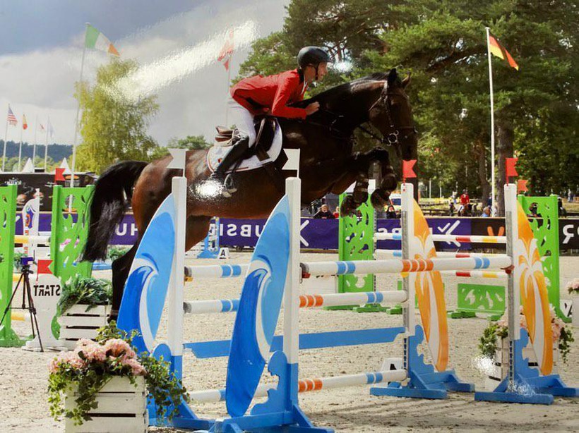 Nathan Vicini zegevierde in de Nations Cup CSIOCh in Fontainebleau met ALEXIA DES HAUTS DROITS (Ecuries Vicini)