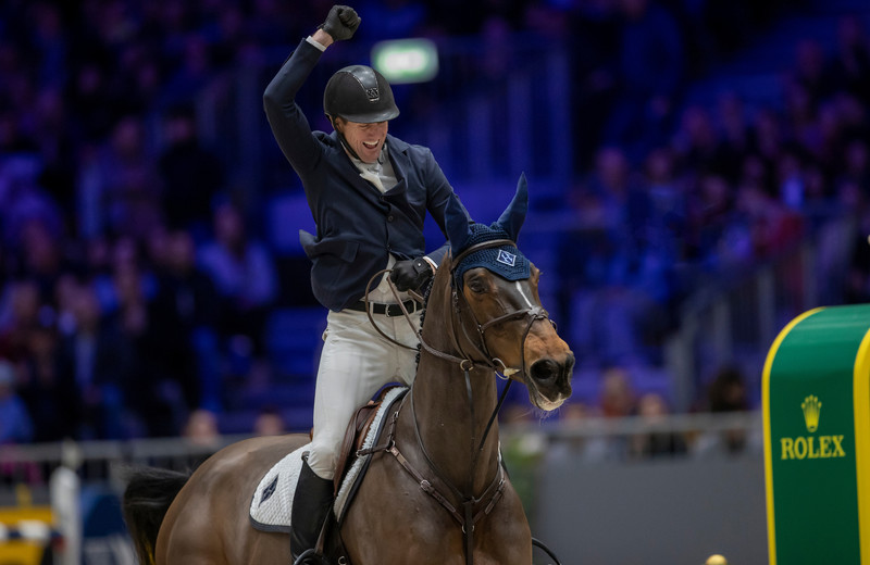 McLainWard (US) en HH AZUR GARDEN’S HORSES E.O. (Thunder van de Zuuthoeve x Sir Lui) zegevieren in de GP Rolex 2022 op CSI5* Genève (foto: Dirk Caremans)